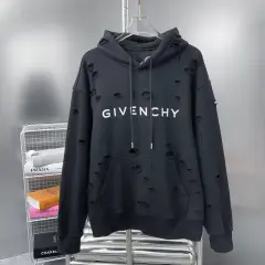 Givenchi – Hoodie