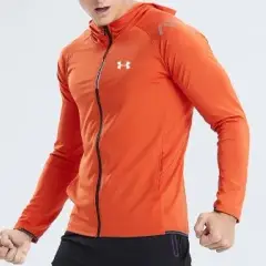 Under Armour – Sportoberteil mit Reißverschluss