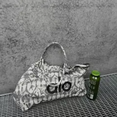Schultertasche